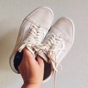 Tan Old Skool Vans